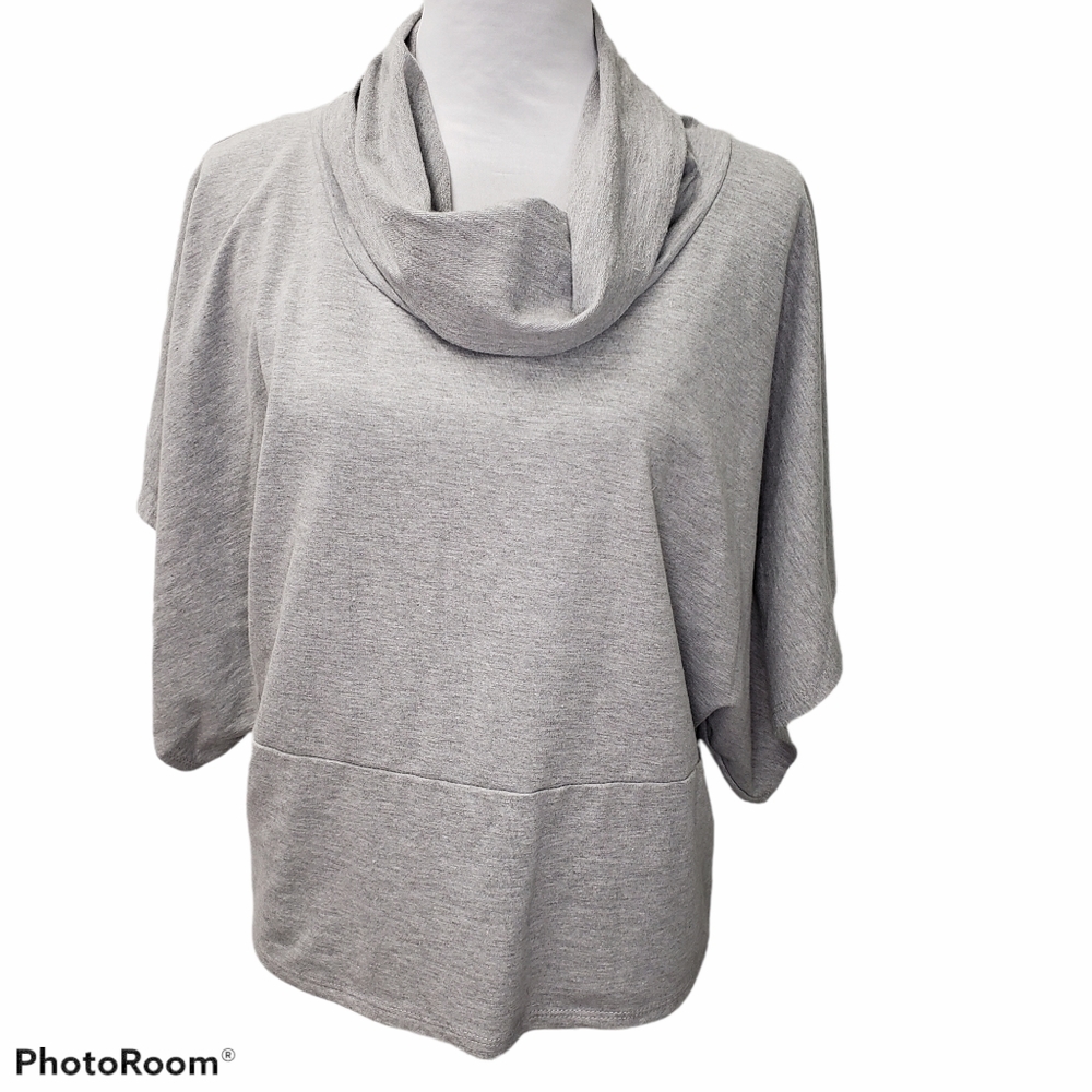 Uptown Vibe Cowl Neck Shirt Short Slleve Size Medium